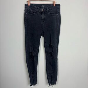 JUDY BLUE | Black Distressed Skinny Jeans Women’s Size 9/29